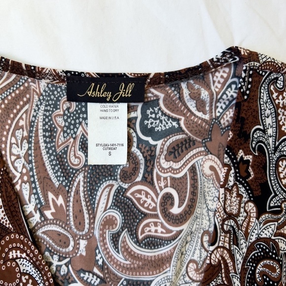 VINTAGE 90’s Brown Paisley Print Wrap Blouse - Picture 5 of 9